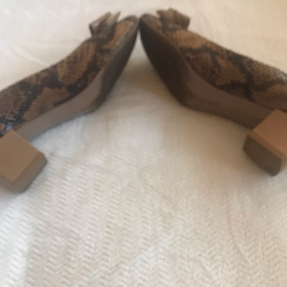 Ellen Tracy Heels - Picture 4 of 8